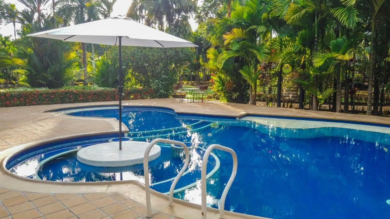 Hotel Hacienda Gualanday Apiay Extérieur photo