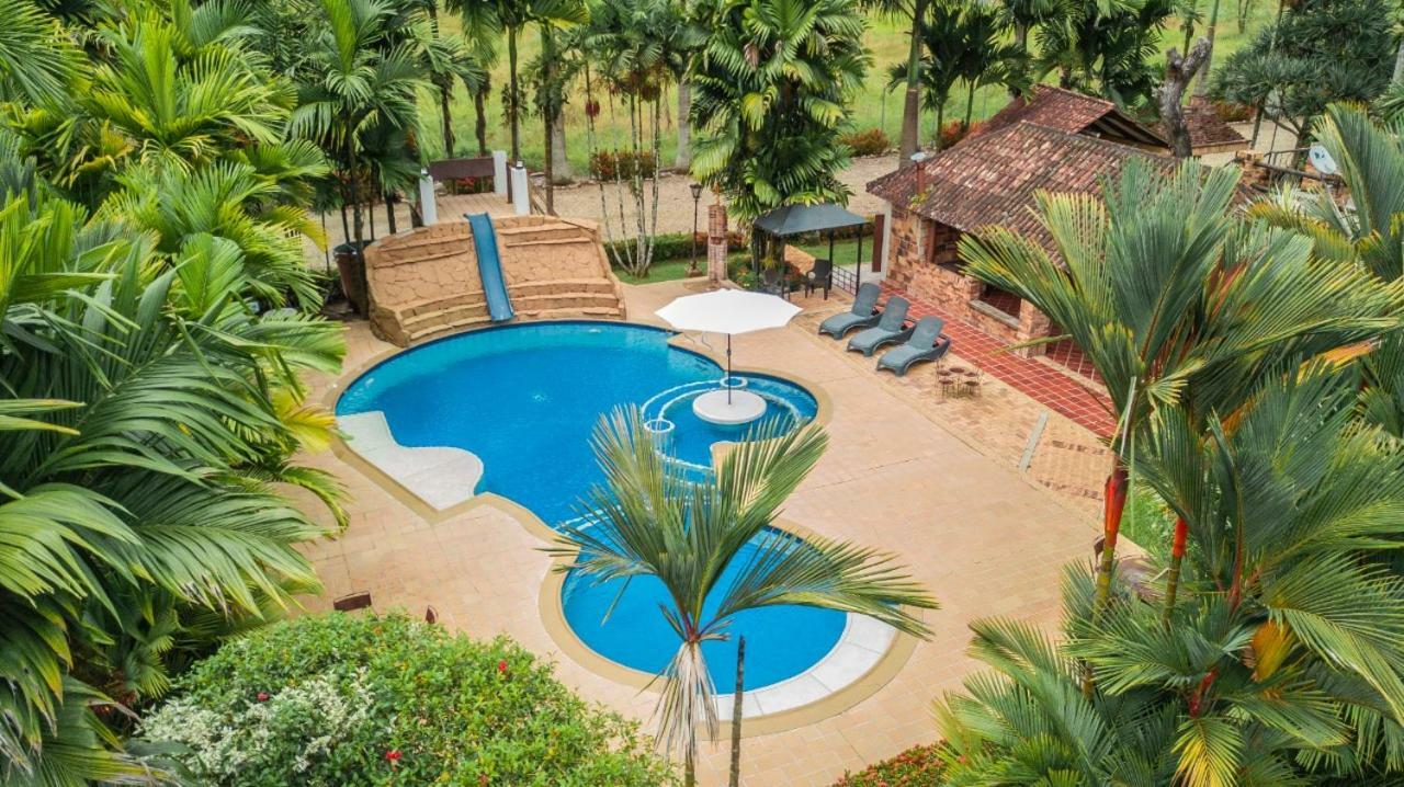 Hotel Hacienda Gualanday Apiay Extérieur photo